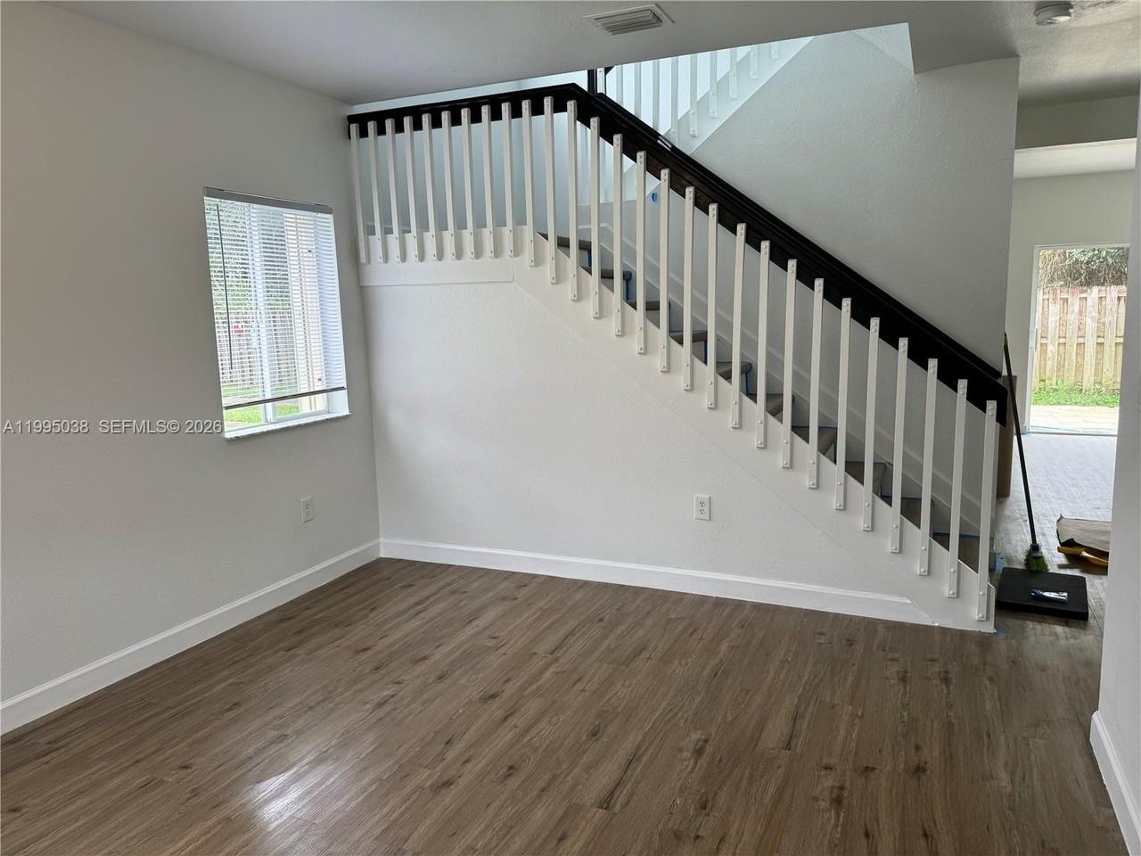 319 Se 20th Ter #319 - Photo 7 of 18