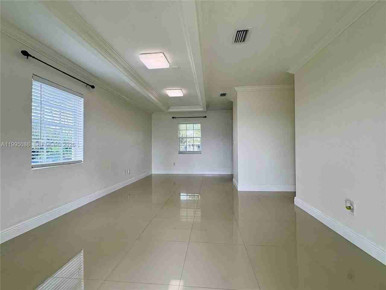 11315 Sw 58th Ter - Photo 6 of 26