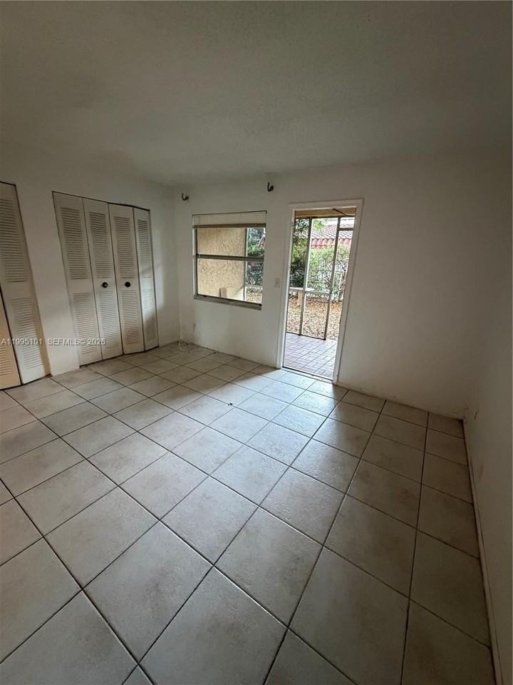 8604 Nw 35th St #102 - Photo 7 of 14