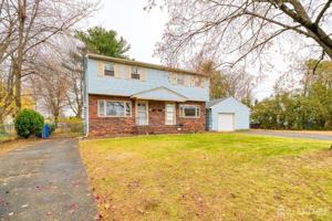 featured image of 345 Lincoln Blvd