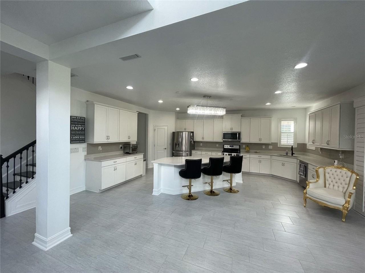 7592 Aguila Dr - Photo 5 of 37