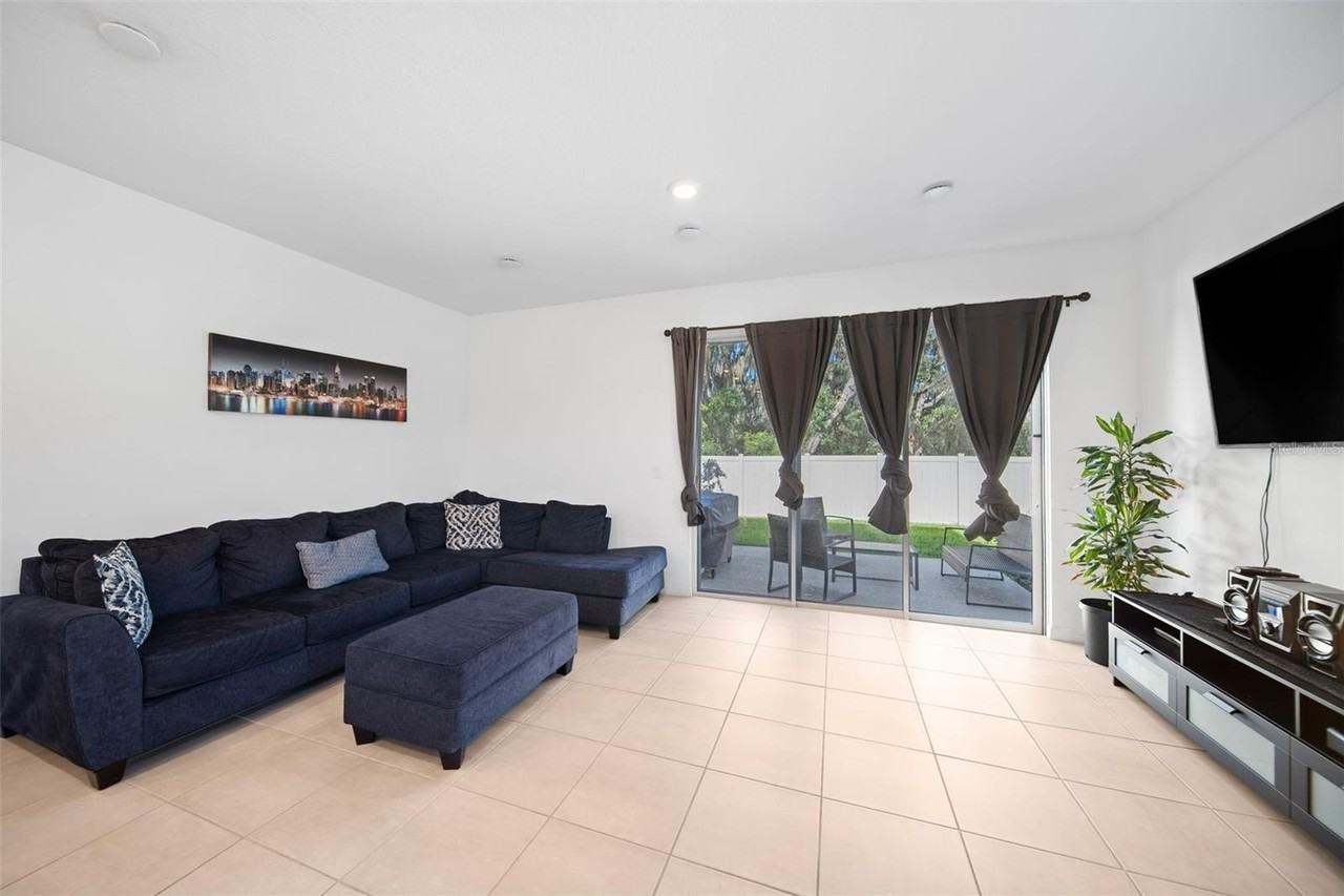 3593 Anibal St - Photo 2 of 11