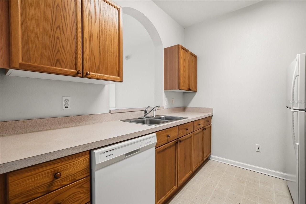 8101 Coconut Palm Way #205 - Photo 5 of 27