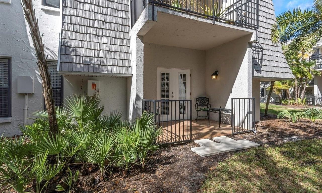 718 Lyndhurst St #904 - Photo 6 of 20