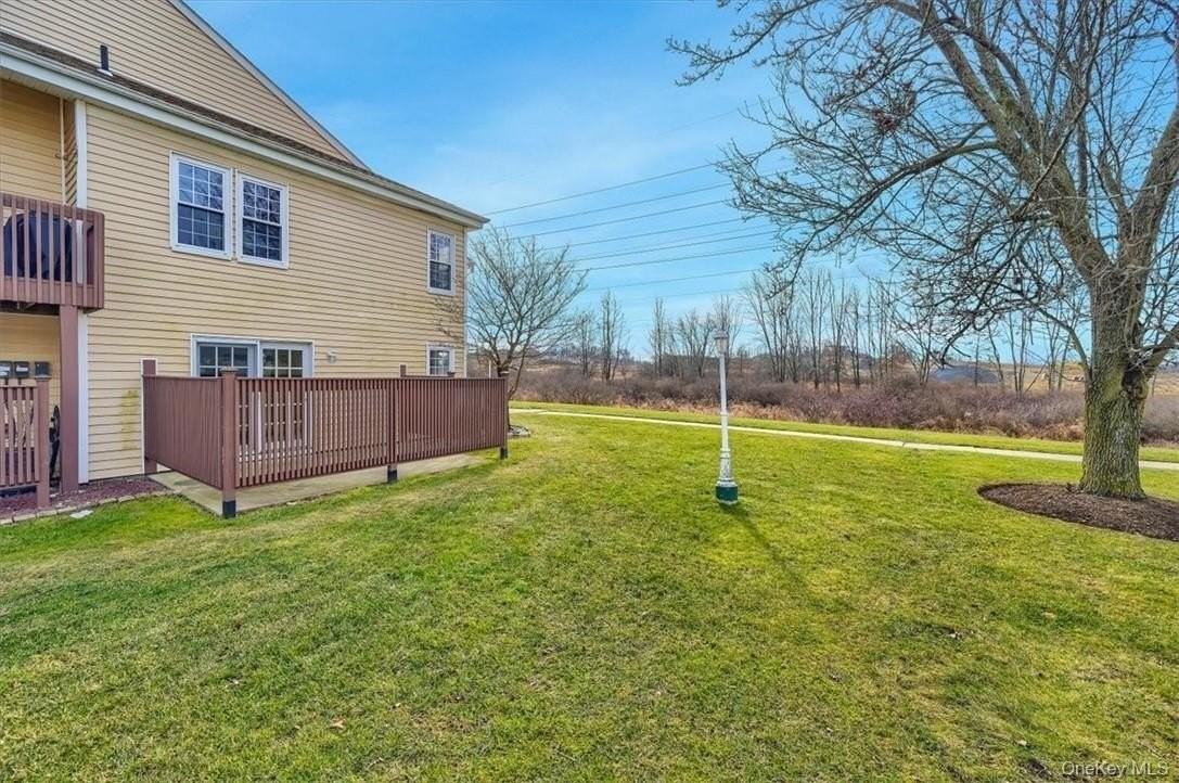 3304 Whispering Hls - Photo 5 of 32