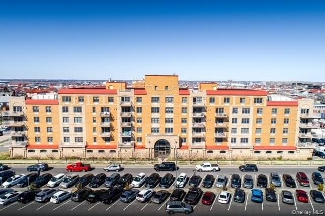 125 E Broadway Apt 507 - Photo 6 of 20