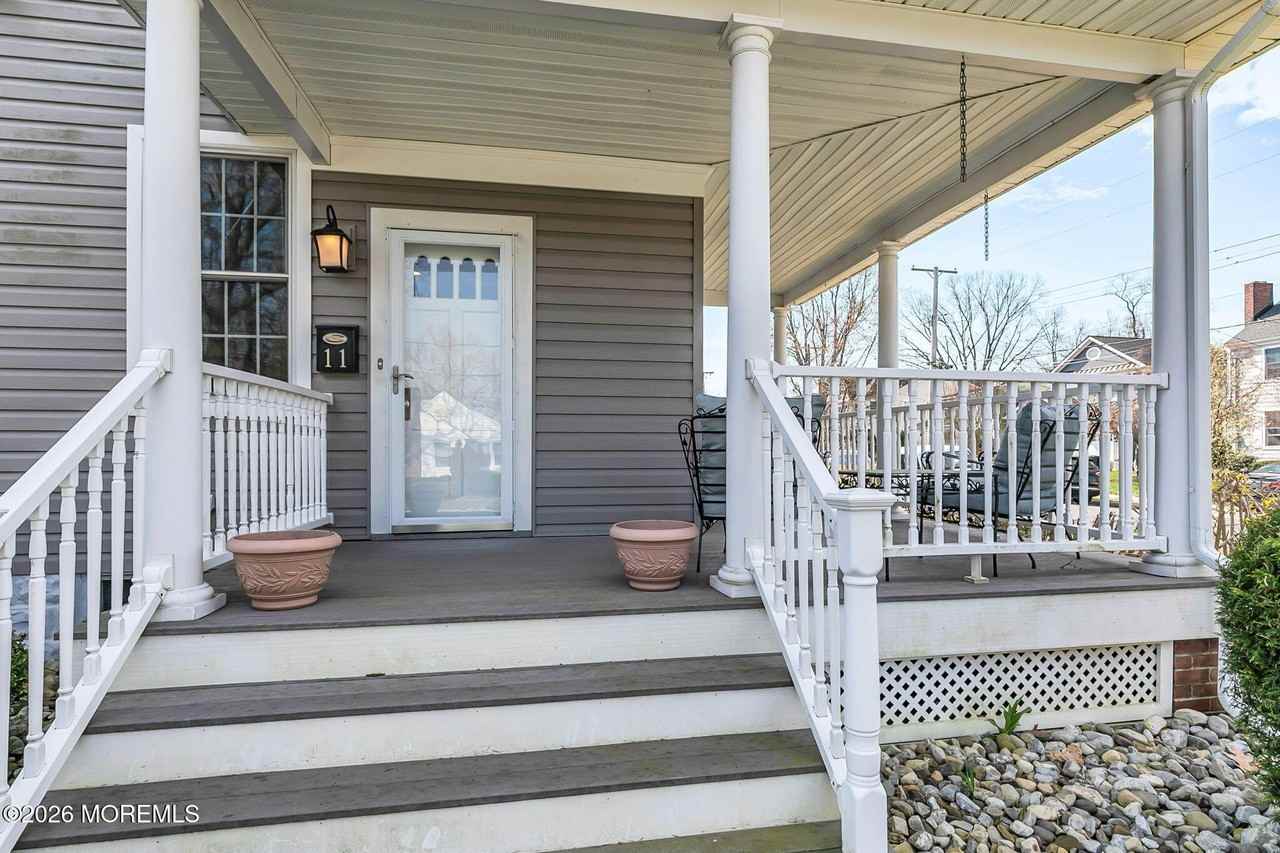 11 Lakeside Ave - Photo 6 of 37