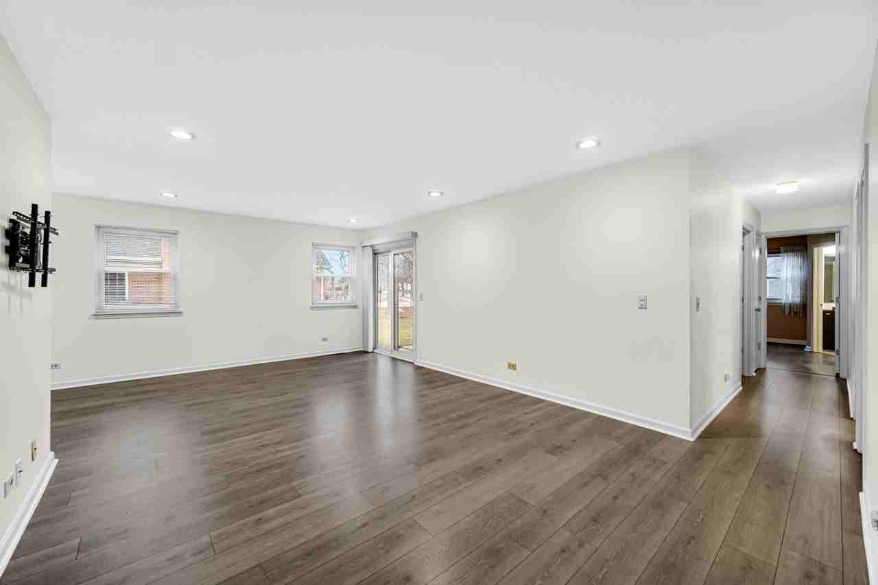 12 Aberdeen Ct Unit Z1 - Photo 6 of 25