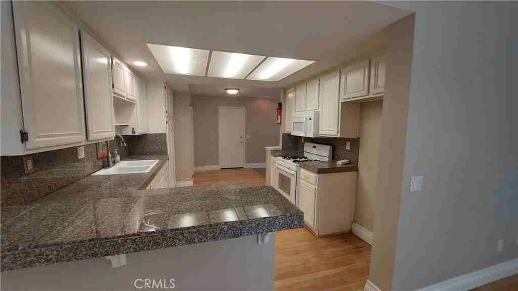 13582 Sweetshade Way - Photo 5 of 12