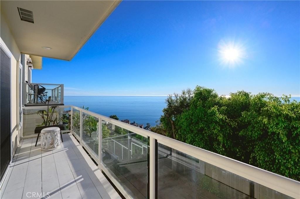 883 Katella St - Photo 2 of 44