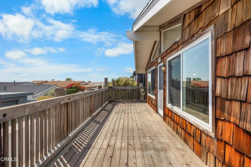 4237 Faria Rd - Photo 6 of 43