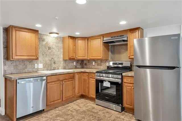 5512 S Tonti St #5512 - Photo 5 of 16