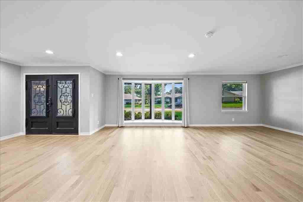 12408 Cedar Bend Dr - Photo 6 of 40