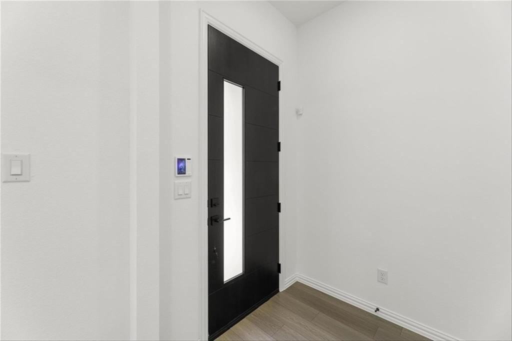 1279 Doris May Dr - Photo 4 of 23