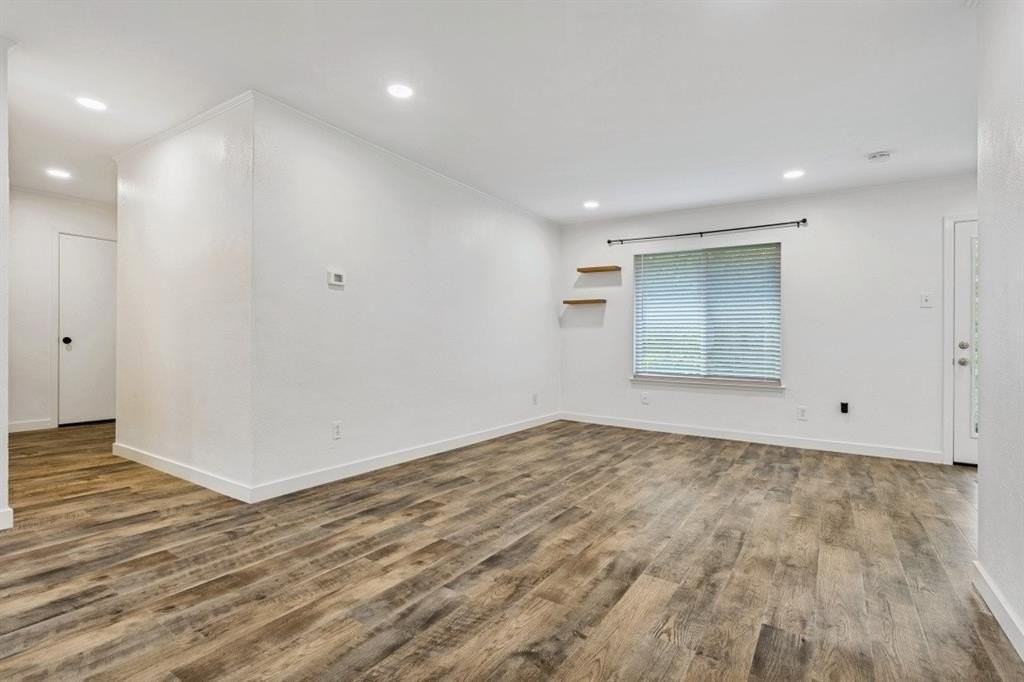 1505 Timberline Dr - Photo 6 of 25