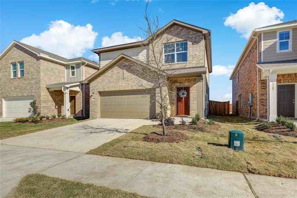 1709 Chapel Hill Rd - Photo 2 of 25