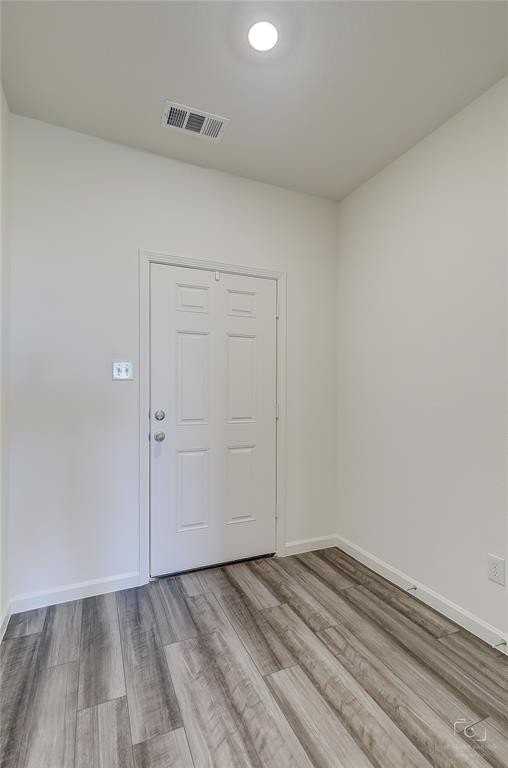 1709 Chapel Hill Rd - Photo 5 of 25