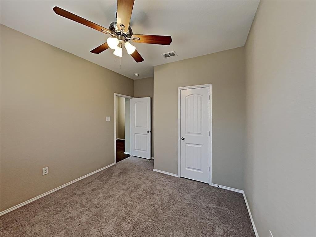 5413 Sea Cove Ln - Photo 6 of 17