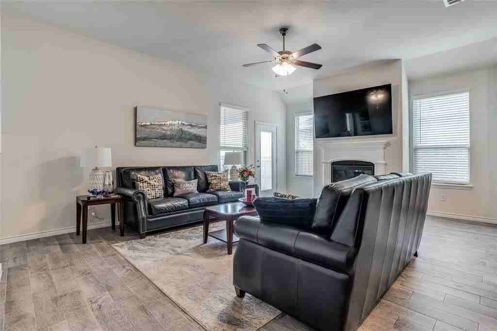 3208 Brady Starr Dr - Photo 5 of 25