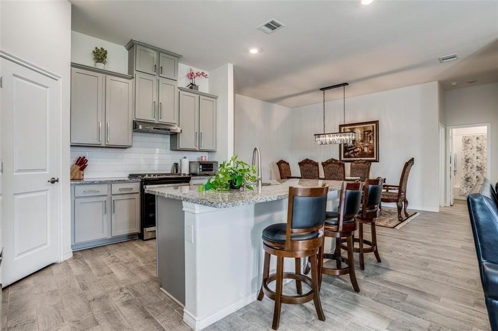 3208 Brady Starr Dr - Photo 7 of 25