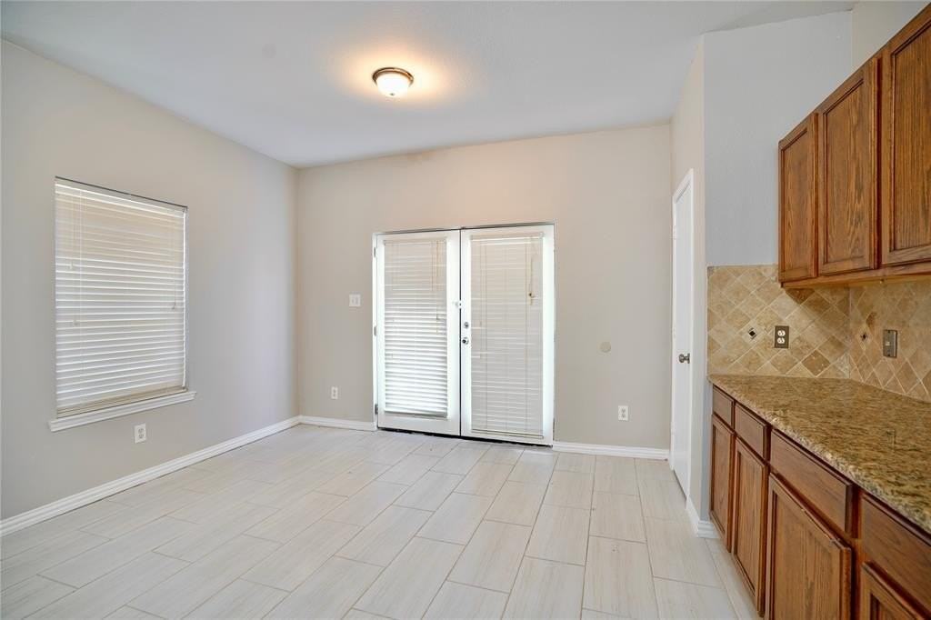 6629 Scottsdale Way - Photo 7 of 25