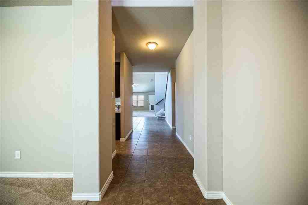 1913 Christopher Creek Dr - Photo 5 of 20