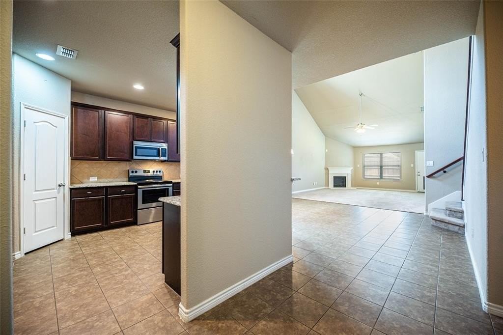 1913 Christopher Creek Dr - Photo 6 of 20