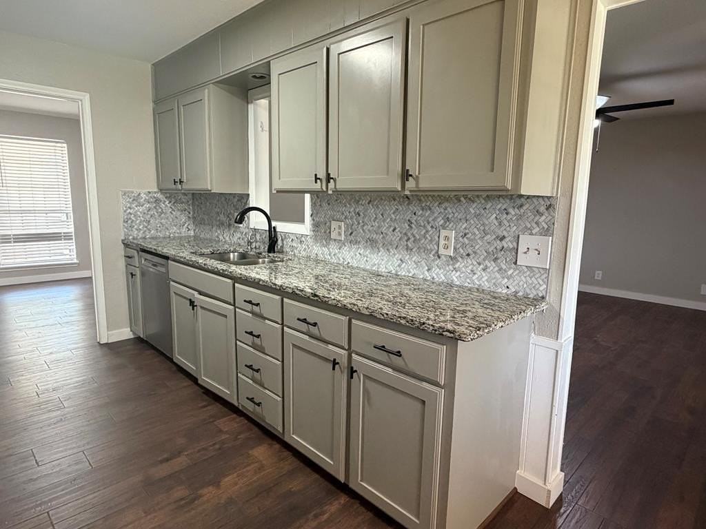 3517 Imperial Ave - Photo 6 of 22