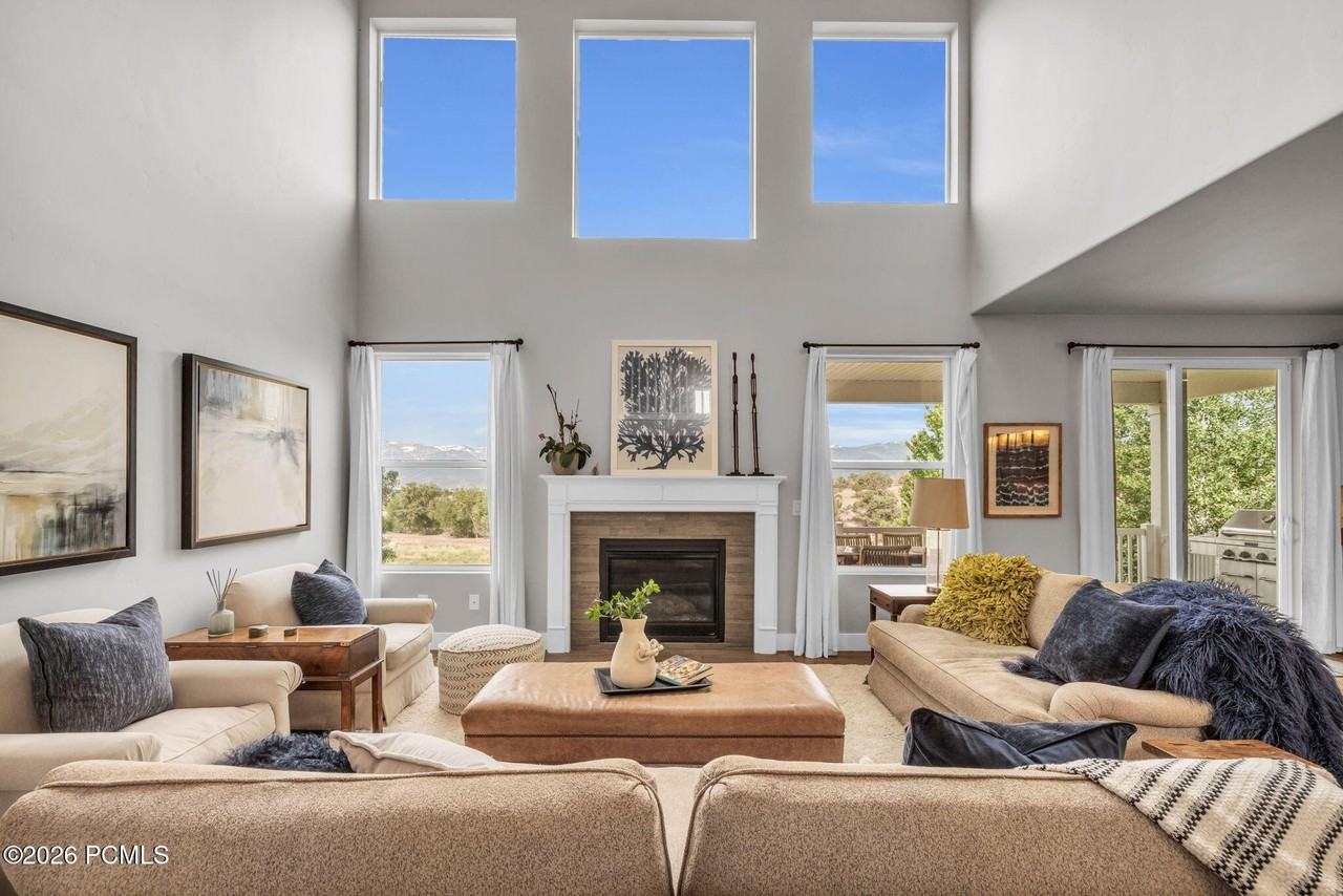 504 S Lindsay Spring Rd - Photo 5 of 50