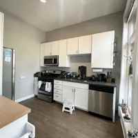 featured image of 1338 N La Salle Dr #A