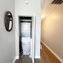 1338 N La Salle Dr #A - Photo 4 of 8