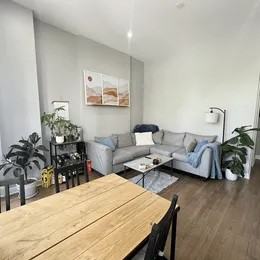 1338 N La Salle Dr #A - Photo 7 of 8