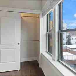 2522 W Superior St #A - Photo 3 of 8