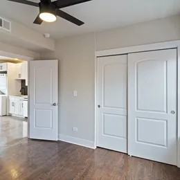 2522 W Superior St #A - Photo 6 of 8