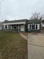 featured image of 27321 Grandmont St