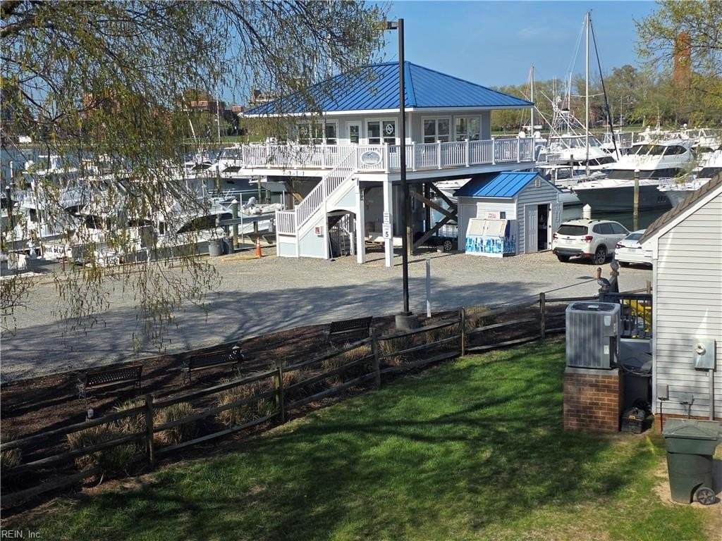 27 Capps Quarters #1 - Photo 3 of 28