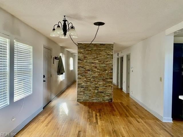 19489 Barrow Rd - Photo 5 of 11