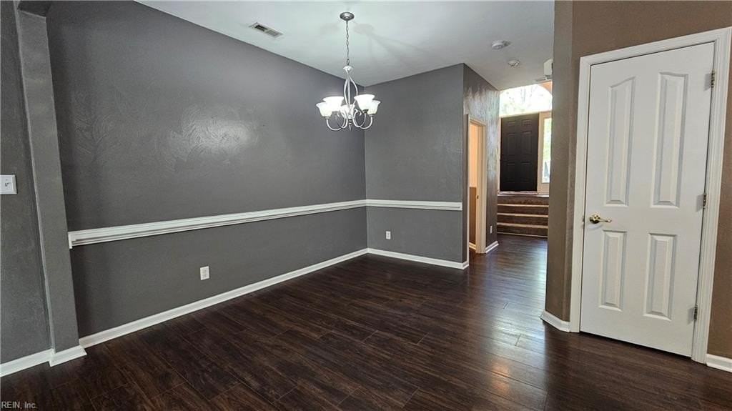 649 Estates Way - Photo 2 of 22