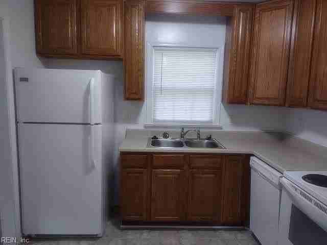 94 Rexford Dr - Photo 6 of 15