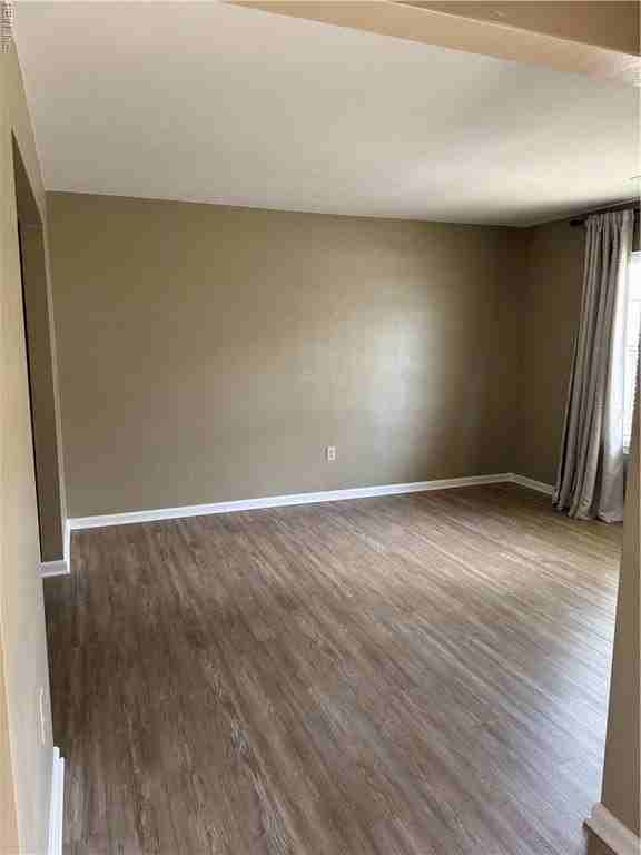 953 Heathland Dr - Photo 6 of 40