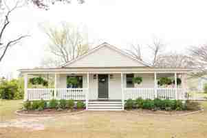 featured image of 1361 Elbow Rd