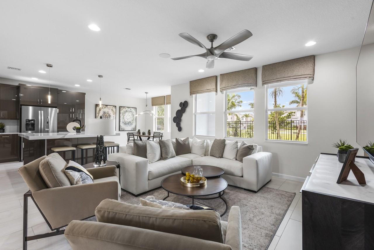 16171 Oakview Dr - Photo 6 of 50