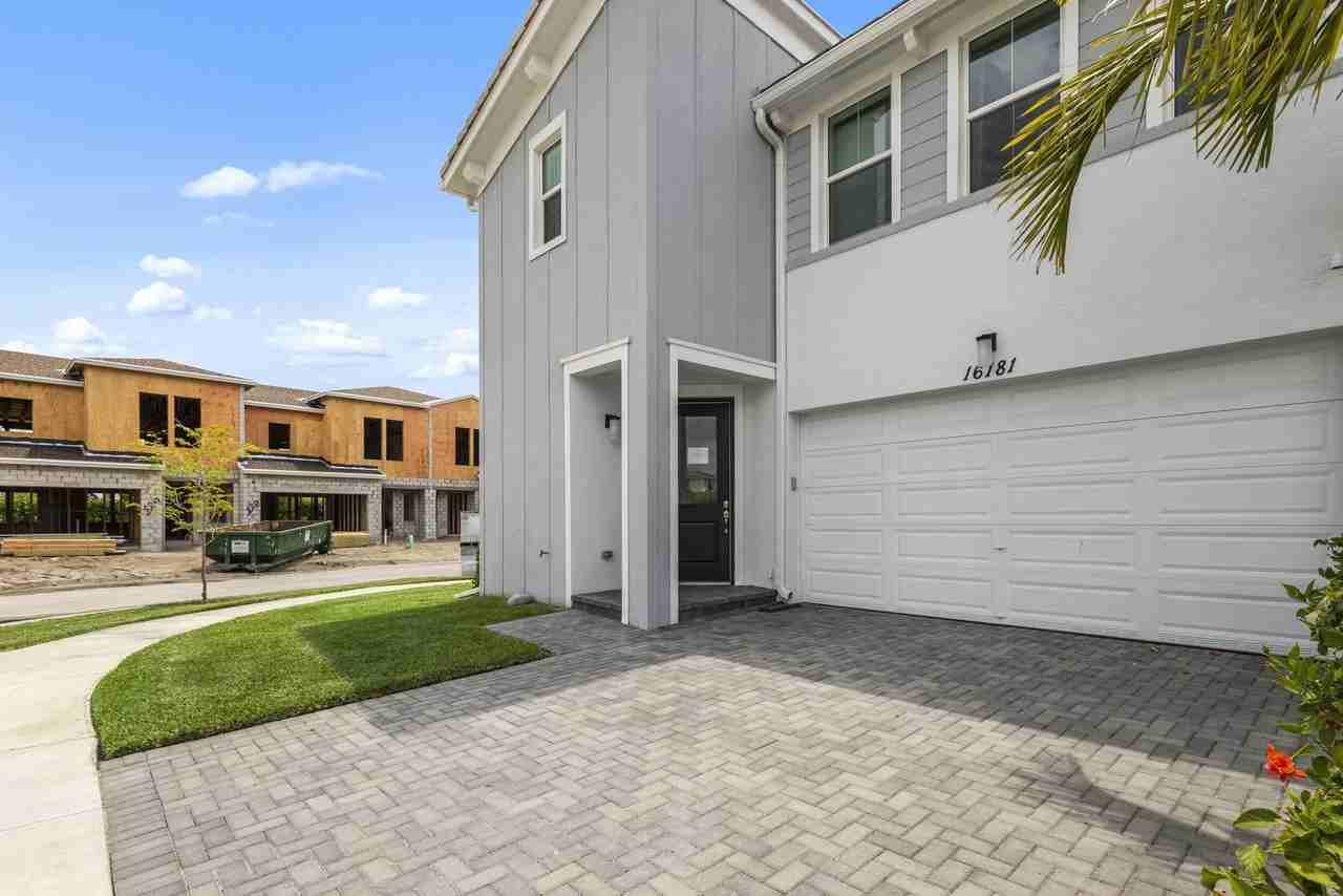 16181 Oakview Dr - Photo 2 of 44