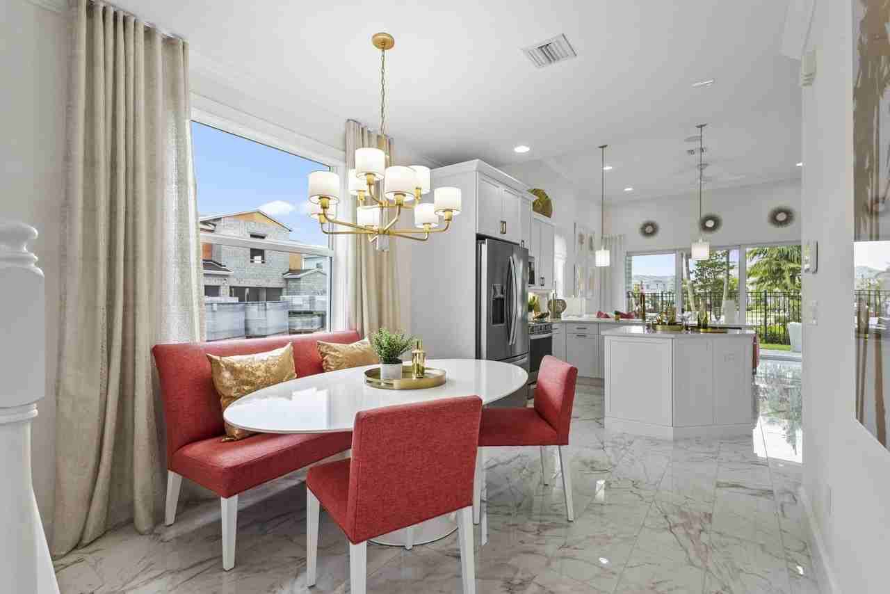 16181 Oakview Dr - Photo 6 of 44