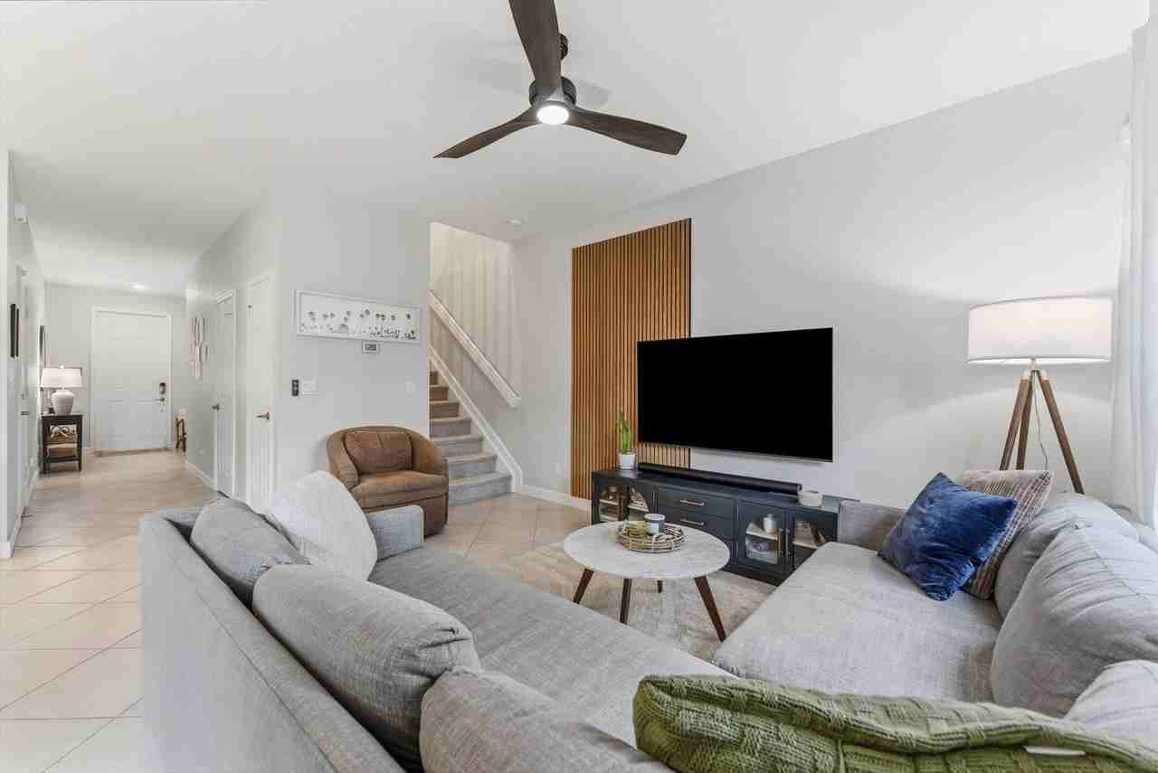 4660 Silver Saw Ln - Photo 3 of 8