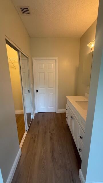 10709 Pelican Dr - Photo 4 of 8
