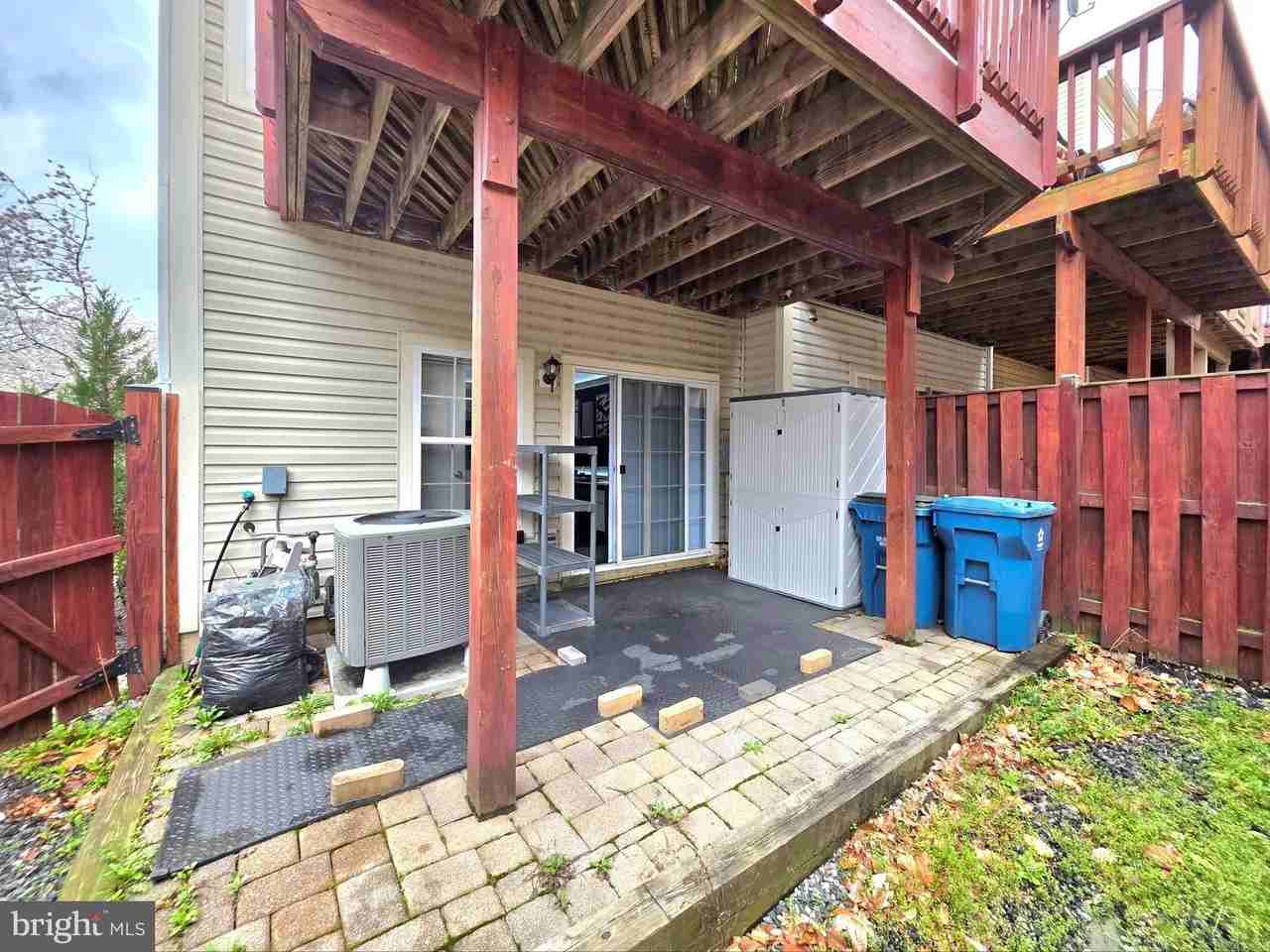 5300 Arapaho Ln - Photo 7 of 38