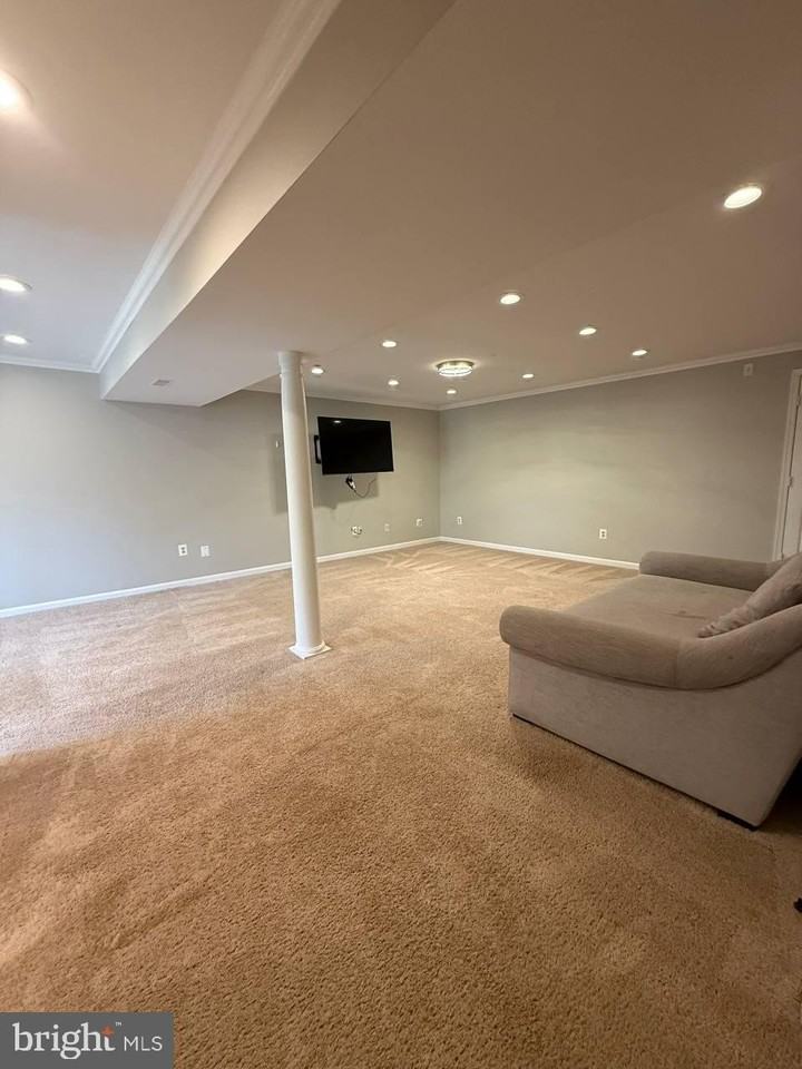 8514 Wild Spruce Dr - Photo 2 of 13