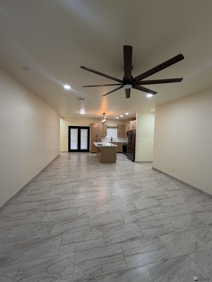 4756 E JETT ST - Photo 2 of 13