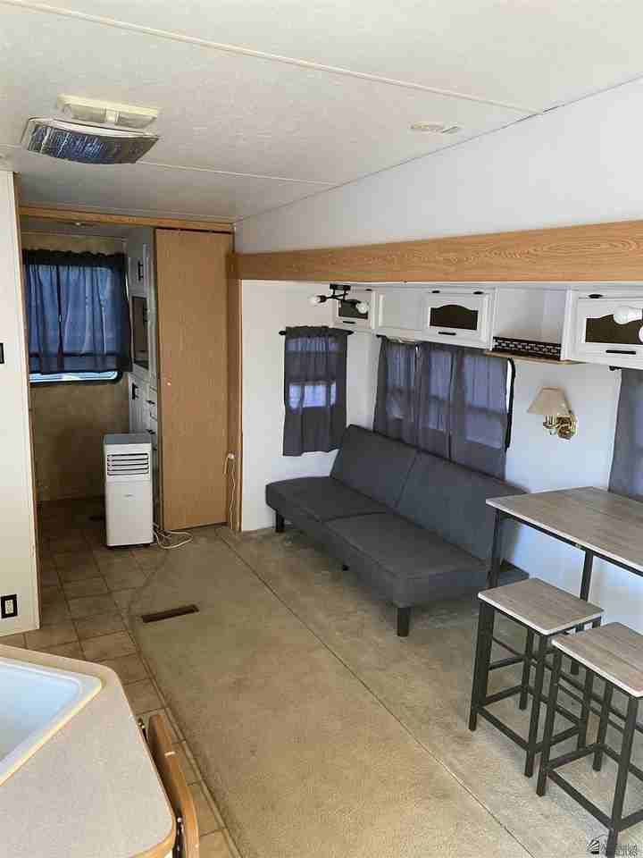 12617 E 46th Dr E 46 DR #1 - Photo 5 of 22